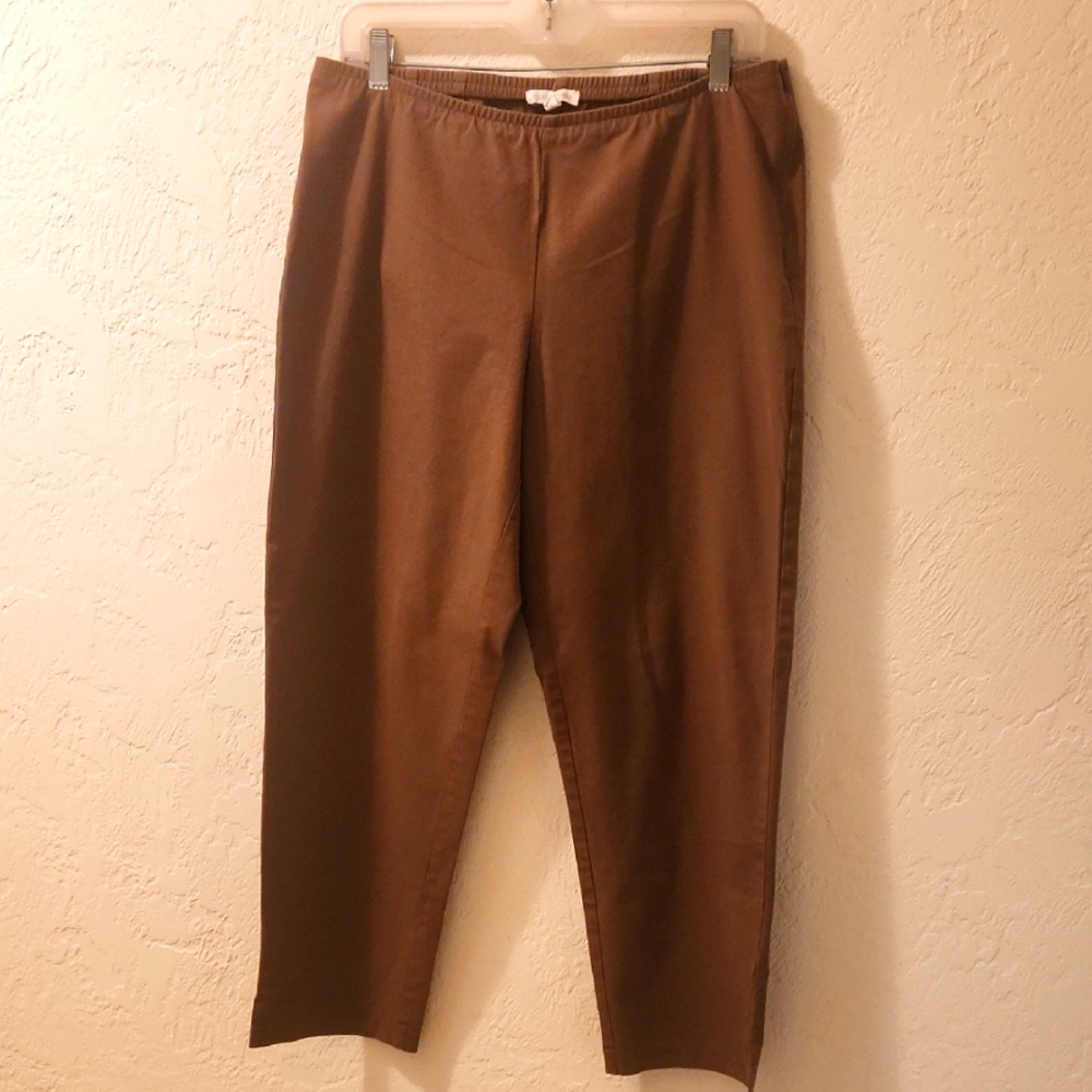 Eileen Fisher Brown Capri Dress Pants size M